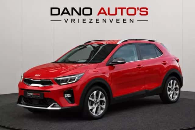 Kia Stonic (2022) thumbnail 1