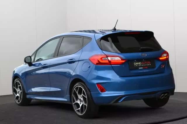 Ford Fiesta (2018) thumbnail 3