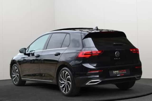 Volkswagen Golf (2020) thumbnail 3