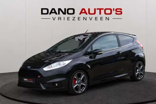 Ford Fiesta (2016) thumbnail 1