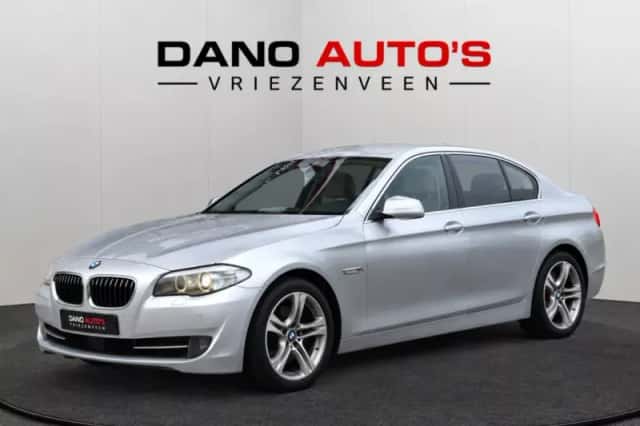 BMW 5-Serie (2010) thumbnail 1
