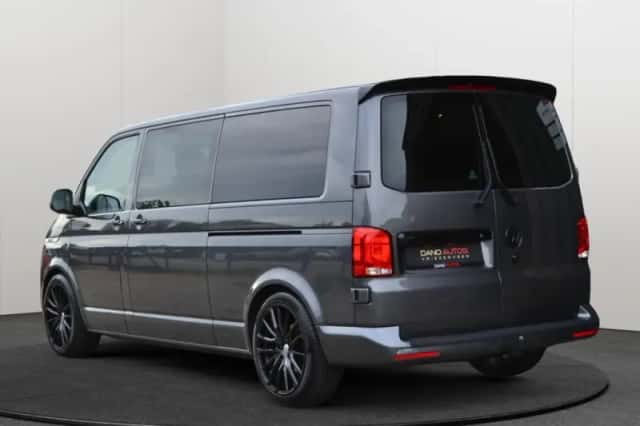 Volkswagen Transporter (2023) thumbnail 3