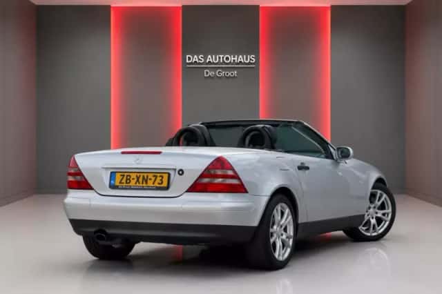 Mercedes-Benz SLK-Klasse (1999) thumbnail 3