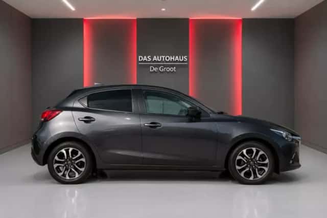 Mazda 2 (2019) thumbnail 5