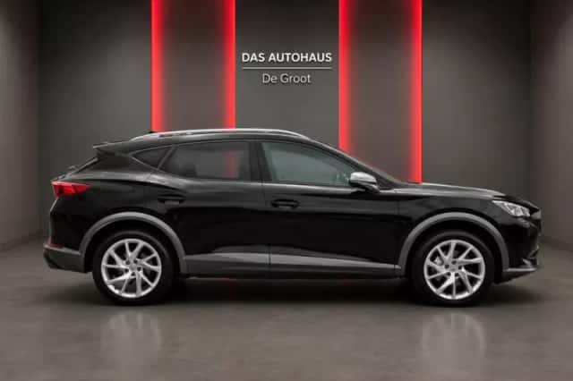 CUPRA Formentor (2021) thumbnail 5