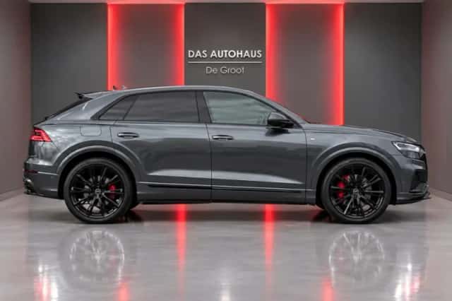 Audi Q8 (2021) thumbnail 5