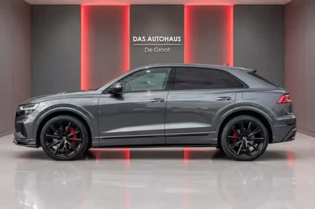 Audi Q8 (2021) thumbnail 6