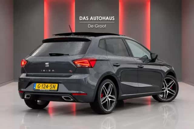 SEAT Ibiza (2019) thumbnail 3