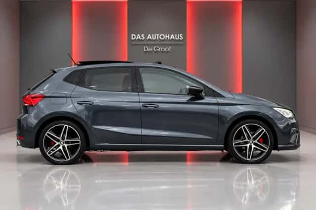 SEAT Ibiza (2019) thumbnail 5