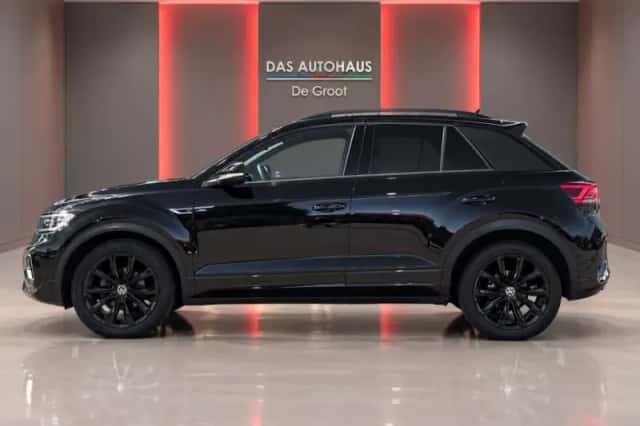 Volkswagen T-Roc (2023) thumbnail 6