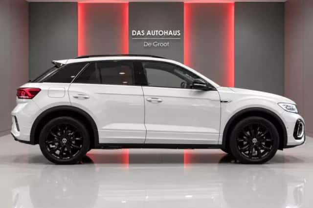 Volkswagen T-Roc (2023) thumbnail 5