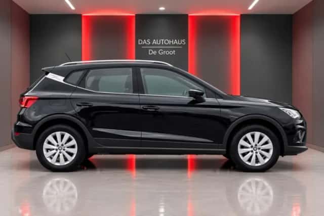SEAT Arona (2019) thumbnail 5