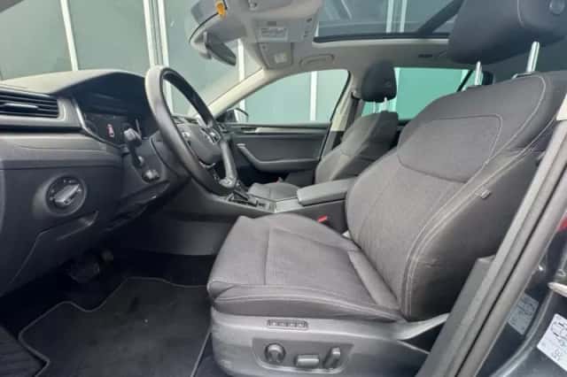 Škoda Superb (2020) thumbnail 6