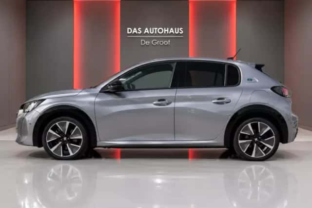 Peugeot e-208 (2022) thumbnail 6