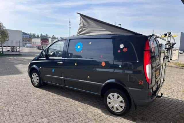 Mercedes-Benz Vito (2008) thumbnail 3