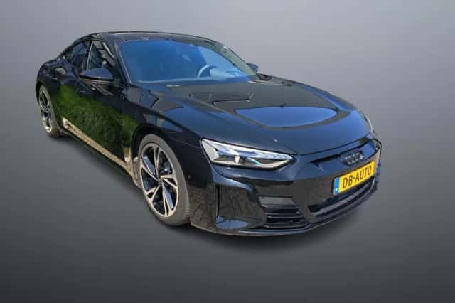 Audi e-tron (2021) thumbnail 4