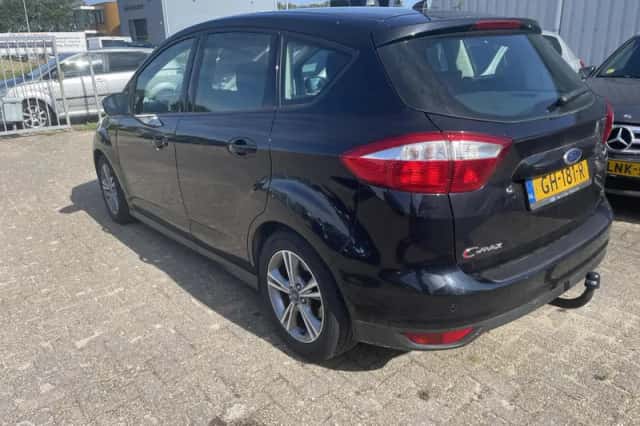 Ford C-Max (2013) thumbnail 3