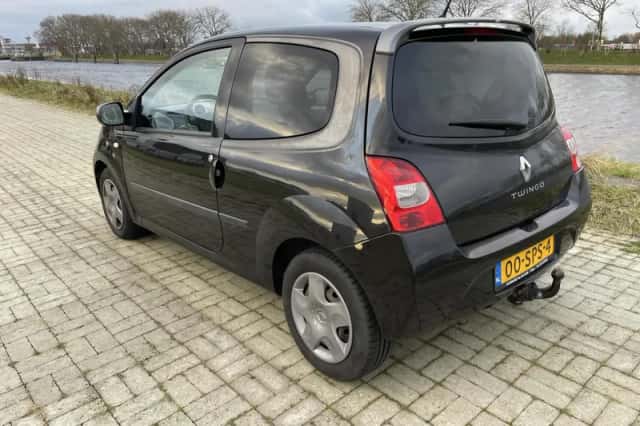 Renault Twingo (2011) thumbnail 3