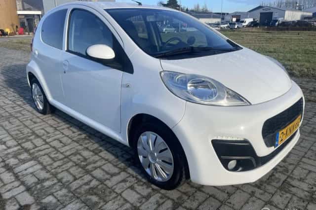 Peugeot 107 (2013) thumbnail 1