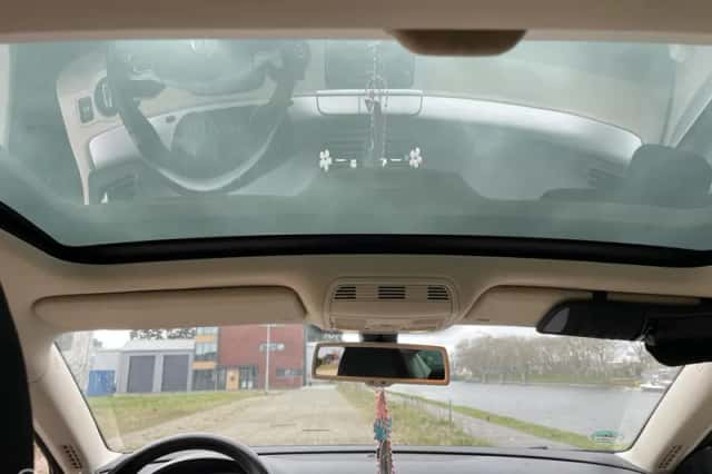 Volkswagen Passat (2010) thumbnail 5