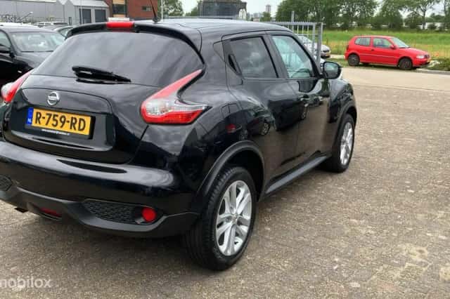 Nissan Juke (2017) thumbnail 3