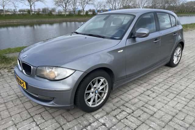 BMW 1-Serie (2010) thumbnail 1