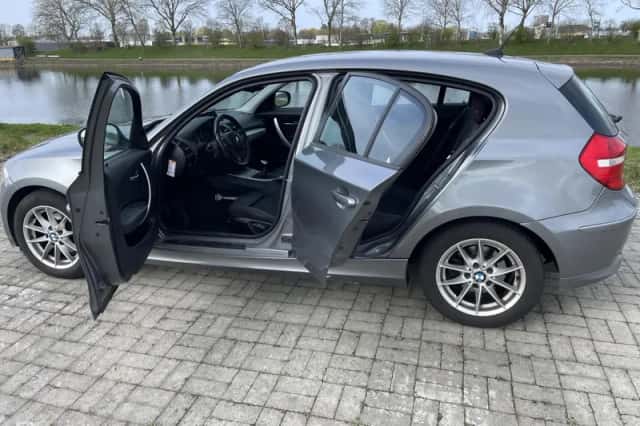 BMW 1-Serie (2010) thumbnail 5