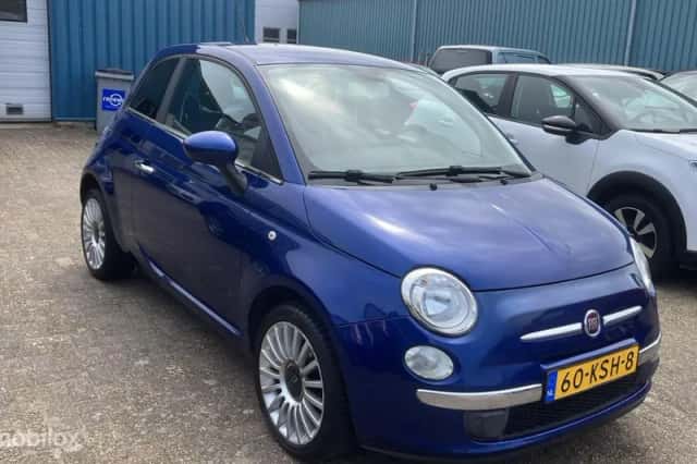 Fiat 500 (2010) thumbnail 2