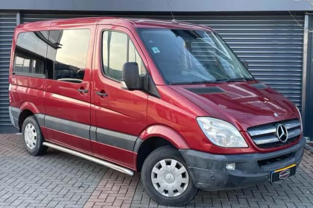 Mercedes-Benz Sprinter (2012) thumbnail 1