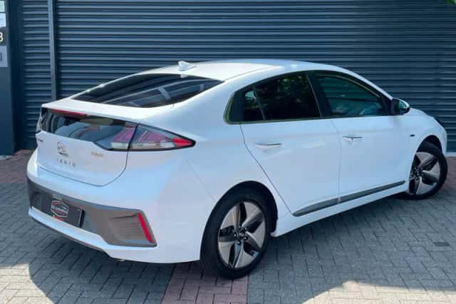Hyundai Ioniq (2020) thumbnail 4