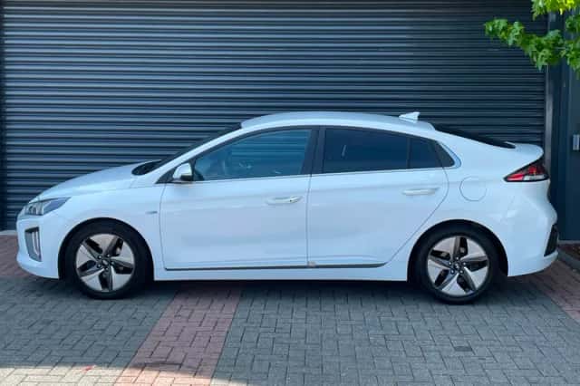 Hyundai Ioniq (2020) thumbnail 6