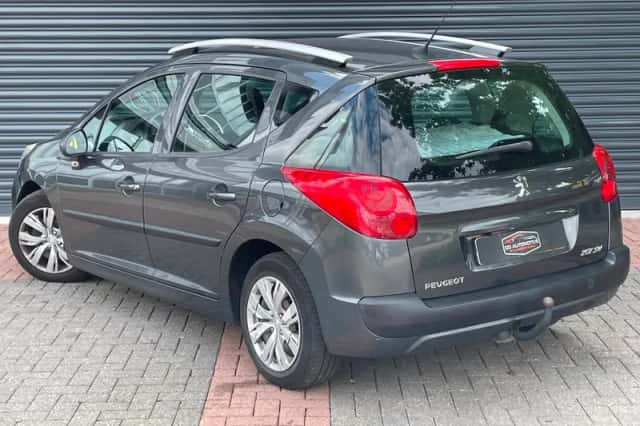 Peugeot 207 (2010) thumbnail 3