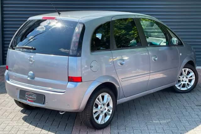 Opel Meriva (2009) thumbnail 4