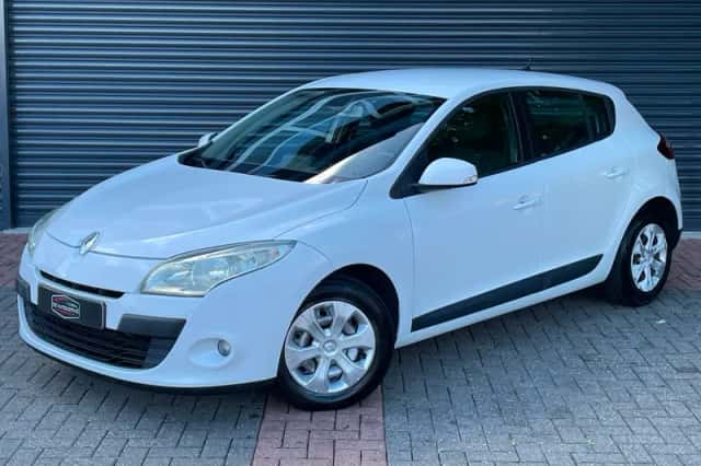Renault Mégane (2010) thumbnail 2