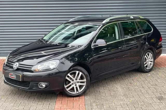 Volkswagen Golf (2012) thumbnail 2