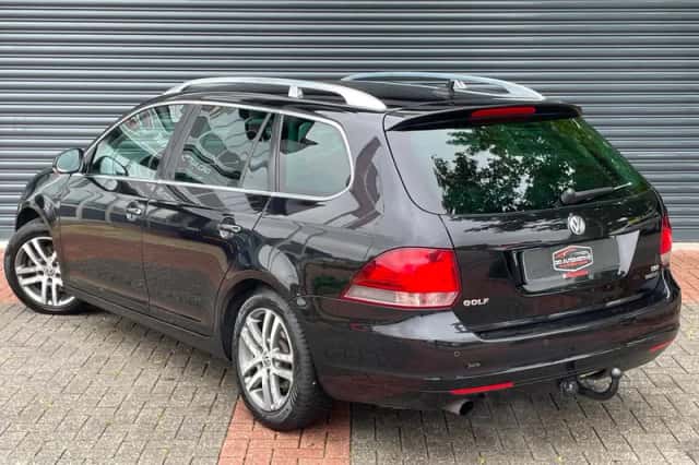 Volkswagen Golf (2012) thumbnail 3