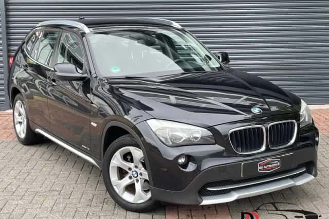 BMW X1 (2011) thumbnail 1