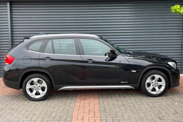 BMW X1 (2011) thumbnail 6