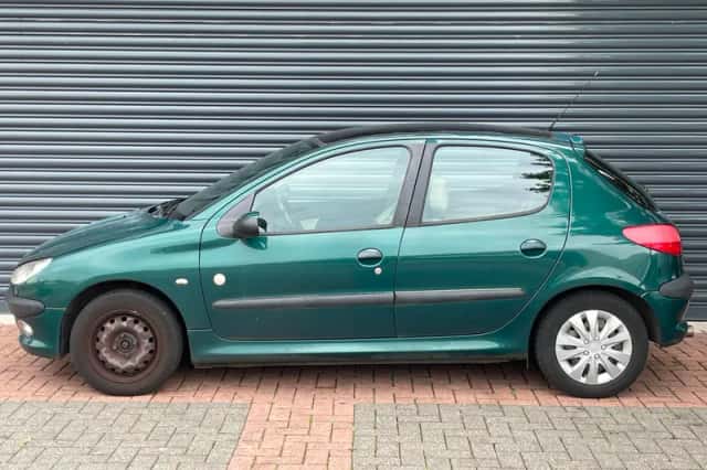 Peugeot 206 (1999) thumbnail 6
