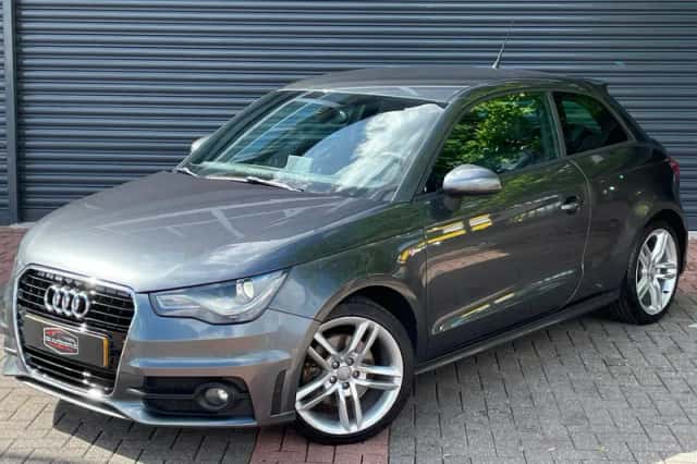 Audi A1 (2011) thumbnail 2