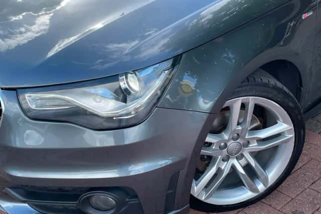 Audi A1 (2011) thumbnail 3