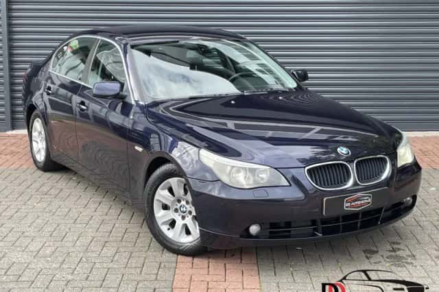 BMW 5-Serie (2004) thumbnail 1