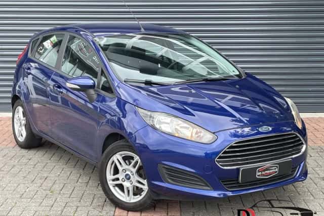 Ford Fiesta (2014) thumbnail 1