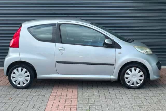Peugeot 107 (2008) thumbnail 6