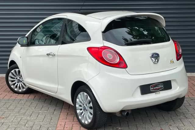 Ford Ka (2011) thumbnail 5