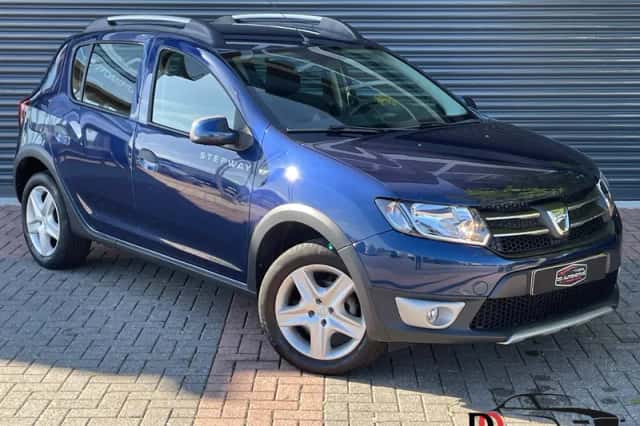 Dacia Sandero (2016) thumbnail 1