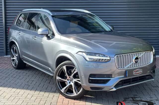 Volvo XC90 (2016) thumbnail 1
