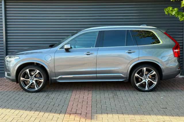 Volvo XC90 (2016) thumbnail 6