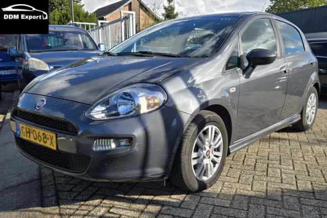 Fiat Punto (2015) thumbnail 1