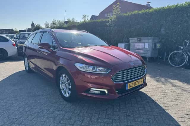 Ford Mondeo (2017) thumbnail 3